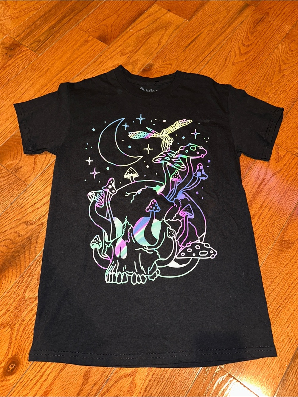 Spencer’s Wild Mushroom Fairy Psychedelic Colorful Women’s Tee Size S